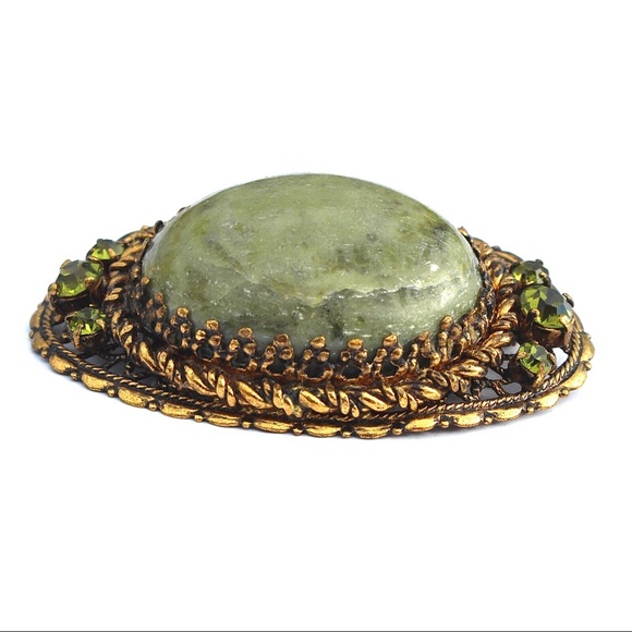 Vintage Nephrite Jade Brass Brooch Large Oval Cabochon with Green Glass Stones - Picture 3 of 5
